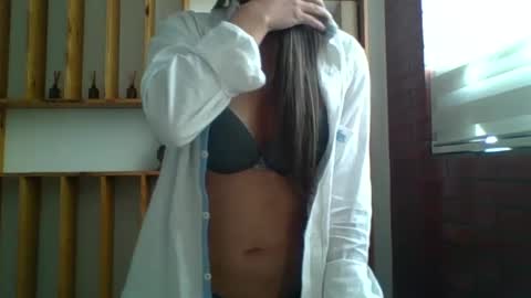 Snapshot of liz_28 chatting on October 2, 2025, 2:46 pm liz_28 online show from October 2, 2025, 2:46 pm