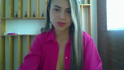 Snapshot of liz_28 chatting on November 4, 2025, 1:32 pm liz_28 online show from November 4, 2025, 1:32 pm