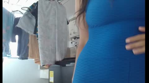 liz_fe online show from April 22, 2026, 8:43 pm