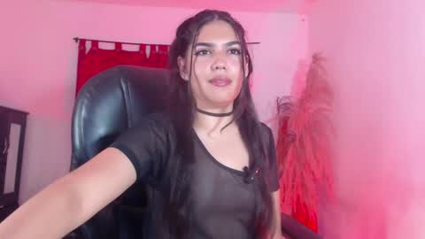 Snapshot of liz_raven chatting on March 26, 2026, 1:22 am Liz online show from March 26, 2026, 1:22 am