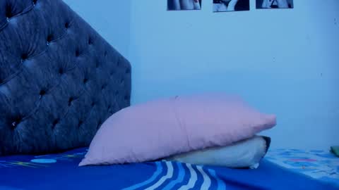 liza_25 online show from October 31, 2025, 6:58 am