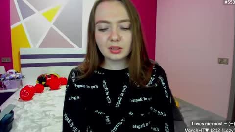 Girl next door online show from March 7, 2025, 3:39 pm