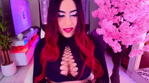 Liza Goth online show from October 6, 2025, 8:39 pm