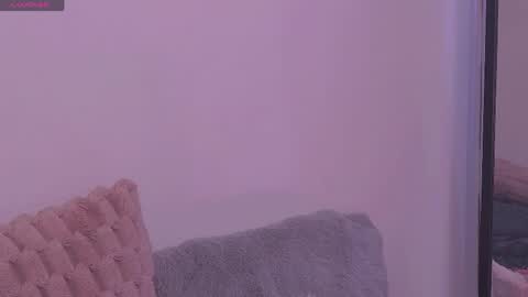 lizasunshine__ online show from April 16, 2026, 8:04 am