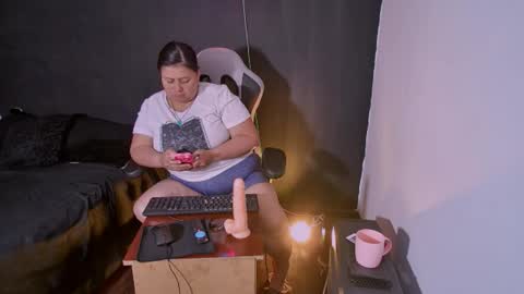 lizz_milf online show from September 18, 2025, 6:54 pm