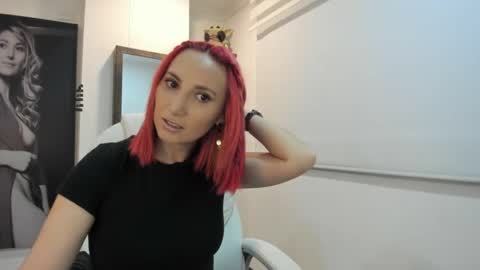 lizzdoux online show from September 26, 2025, 1:53 am