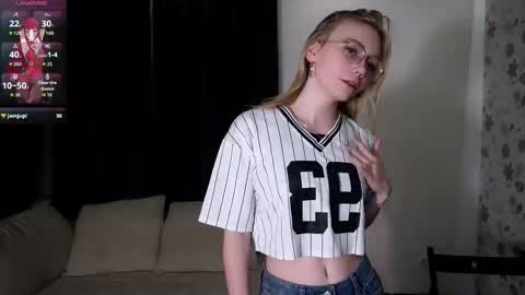 Megan online show from December 21, 2025, 5:31 pm