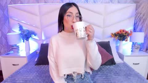 LIZZI online show from January 15, 2026, 12:10 pm