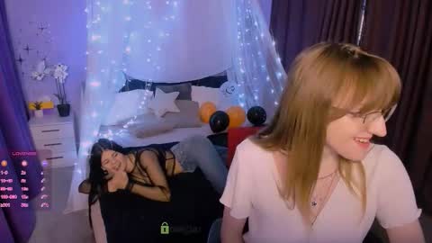 lizzie_boom online show from November 4, 2025, 8:41 pm