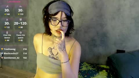 Snapshot of lizzielight chatting on December 16, 2024, 8:52 am LizzieLight online show from December 16, 2024, 8:52 am