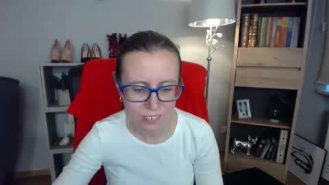 Snapshot of lizzy_sparkle chatting on October 30, 2025, 6:26 am Lizzy online show from October 30, 2025, 6:26 am