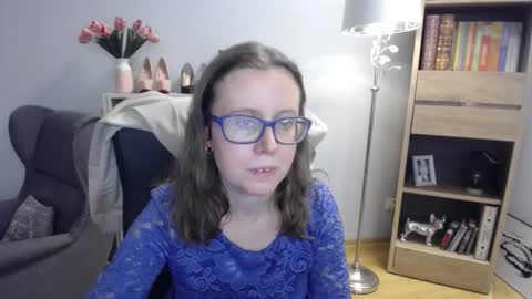 Snapshot of lizzy_sparkle chatting on November 26, 2025, 6:14 am Lizzy online show from November 26, 2025, 6:14 am