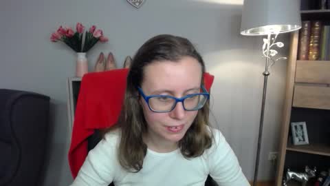 Snapshot of lizzy_sparkle chatting on December 1, 2025, 5:34 am Lizzy online show from December 1, 2025, 5:34 am