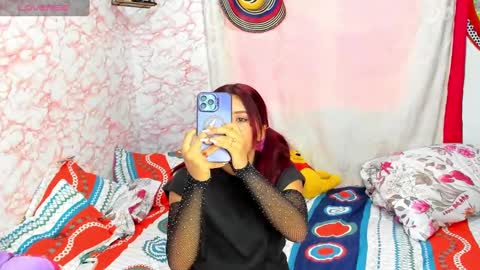 lizzy_sweet2 online show from September 16, 2025, 3:24 pm