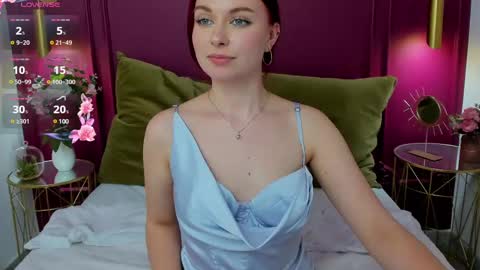 Lizzy online show from March 9, 2025, 4:44 pm