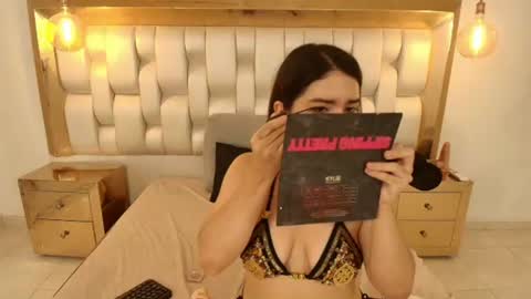 LIZZY RAVEN online show from July 1, 2026, 11:45 am