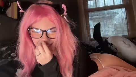 lizzybunny online show from February 24, 2025, 5:20 pm