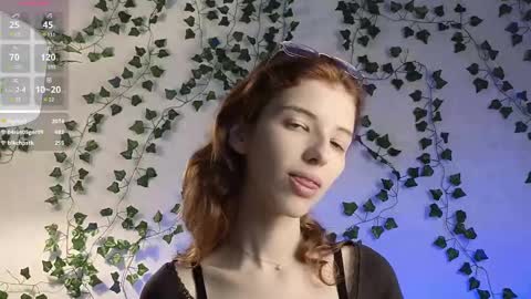 Lesly online show from March 7, 2025, 7:49 pm