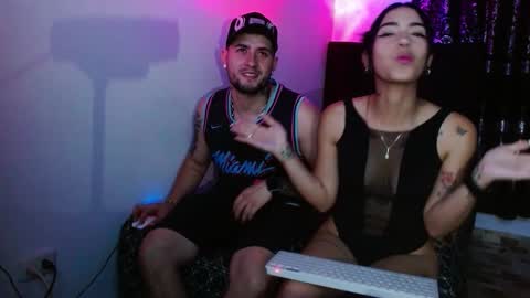 lliamm 2 online show from November 19, 2025, 5:51 am