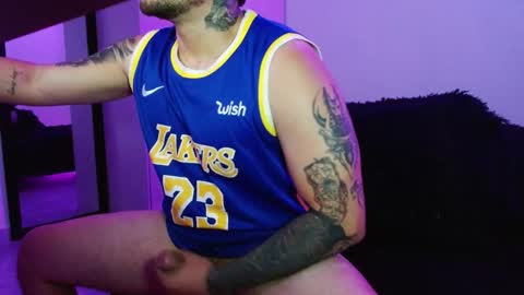 lliamm 2 online show from February 21, 2026, 7:04 pm