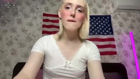 Alina  online show from June 19, 2026, 3:16 pm