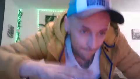 lll4lexlll online show from September 24, 2025, 11:30 pm