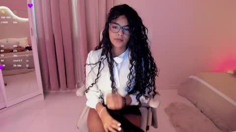 Snapshot of lm_kloeeh chatting on January 21, 2025, 11:13 pm Kloe see you 28-11 to celebrate my birthday online show from January 21, 2025, 11:13 pm