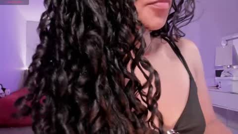 Kloe see you 28-11  to celebrate my birthday online show from April 22, 2026, 2:03 am