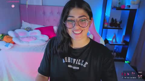 Pamela online show from November 14, 2025, 9:24 pm