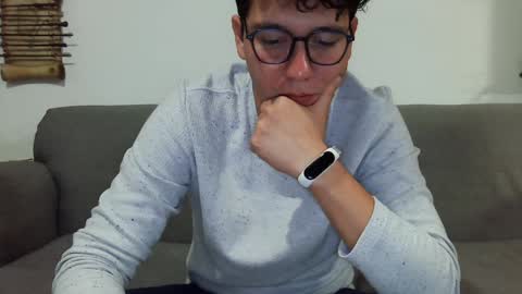 Lobo online show from February 4, 2025, 2:28 am