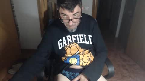 lobosolitario73 online show from November 5, 2025, 2:00 am