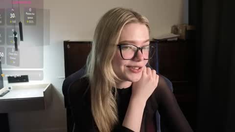 Logan and Katana online show from May 4, 2026, 3:19 pm