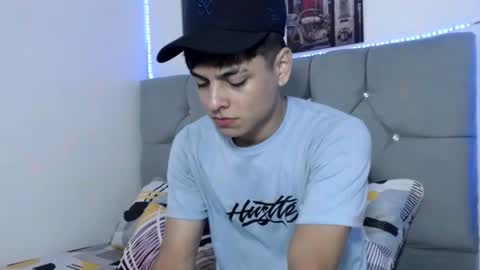 Snapshot of loganjhonson19 chatting on February 1, 2026, 2:32 am loganjhonson19 online show from February 1, 2026, 2:32 am