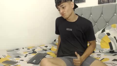 Snapshot of loganjhonson19 chatting on February 8, 2026, 2:59 am loganjhonson19 online show from February 8, 2026, 2:59 am