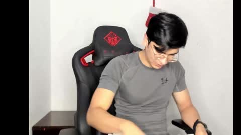 Snapshot of logannick chatting on December 13, 2024, 8:30 am Logan online show from December 13, 2024, 8:30 am