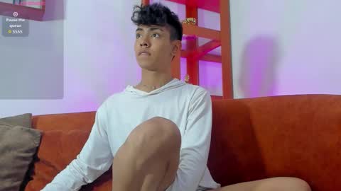 logantwink18 online show from September 20, 2025, 9:38 pm