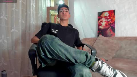 logantwink18 online show from March 24, 2026, 1:38 pm