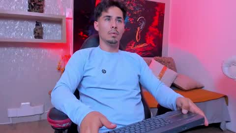 Snapshot of loghan_fox chatting on October 7, 2025, 3:47 am Loghan online show from October 7, 2025, 3:47 am