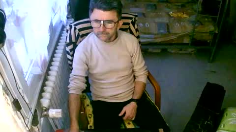 lokoum39 online show from November 26, 2025, 3:46 pm