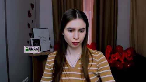 Snapshot of lola_grey1 chatting on February 27, 2025, 10:26 am Lola online show from February 27, 2025, 10:26 am