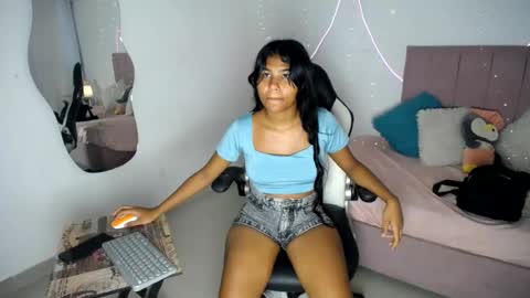 Snapshot of lola_lustrum chatting on June 15, 2026, 3:36 pm lola_lustrum online show from June 15, 2026, 3:36 pm