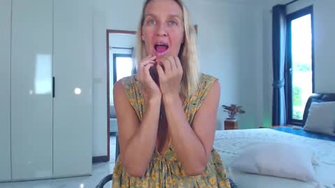 Lola online show from February 20, 2026, 8:05 am