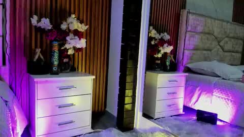 Lola Angel online show from February 23, 2026, 7:44 pm