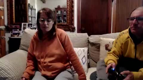 LOLA HUESO y ERIC online show from February 4, 2025, 7:22 pm