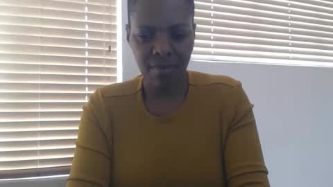 Lolalitioussss online show from April 7, 2026, 9:21 am