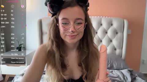 Lolatheangel online show from January 6, 2026, 2:04 am