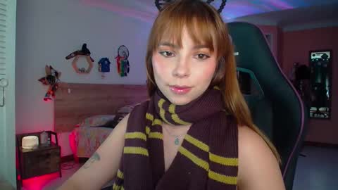 Lola doll online show from October 7, 2025, 9:45 pm