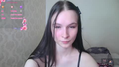 Snapshot of lolavibe6 chatting on May 4, 2026, 5:09 pm Lola online show from May 4, 2026, 5:09 pm
