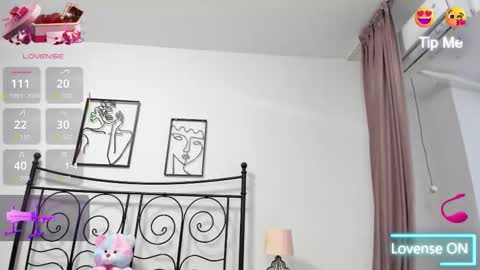 Lolla online show from December 15, 2025, 5:55 am