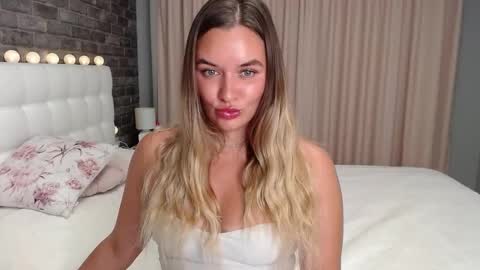 Victoria online show from September 29, 2025, 5:29 pm